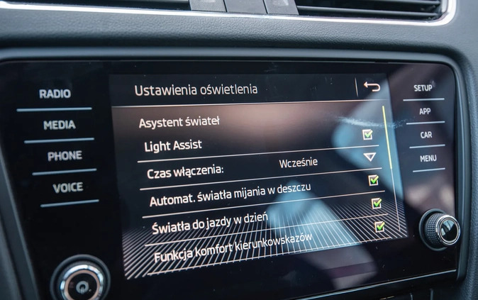 Skoda Octavia cena 64900 przebieg: 142000, rok produkcji 2018 z Susz małe 562